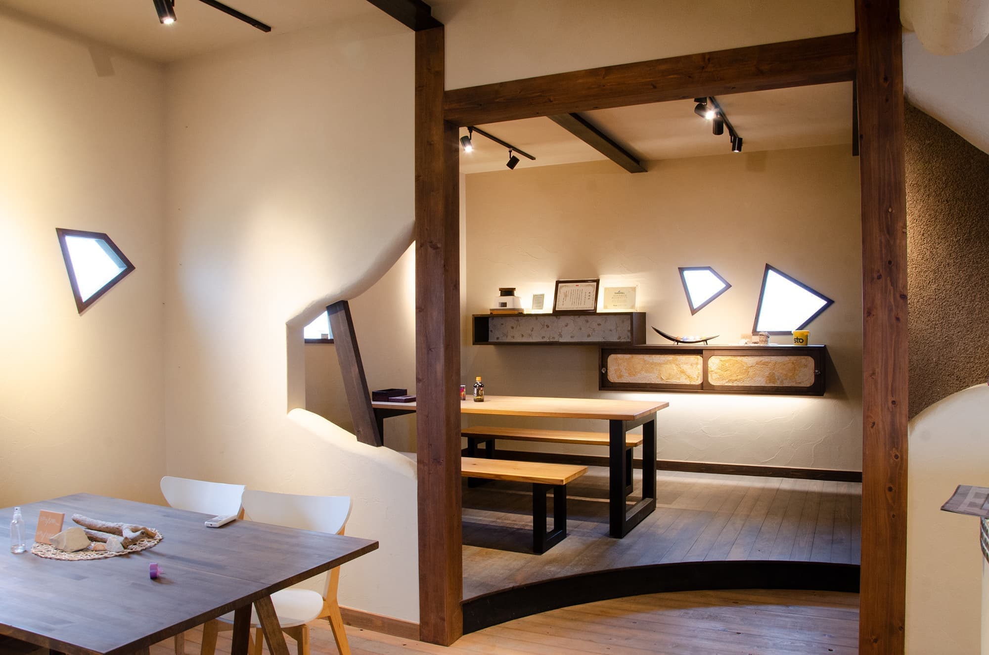 pht_showroom.jpg